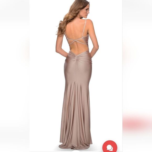 La Femme Hot Pink Ruched Scoop Modest Prom Sheath Dress - Picture 2 of 12